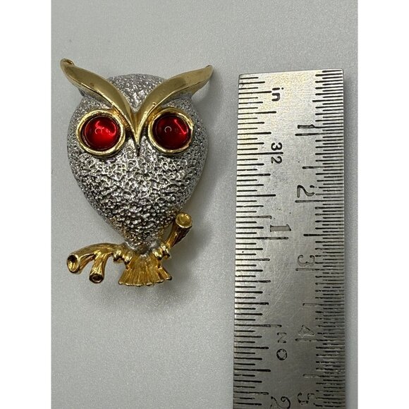 Vintage Perched Owl Brooch Pin Gold and Silver Tone Red Glass Cabochon Eyes - Picture 10 of 10